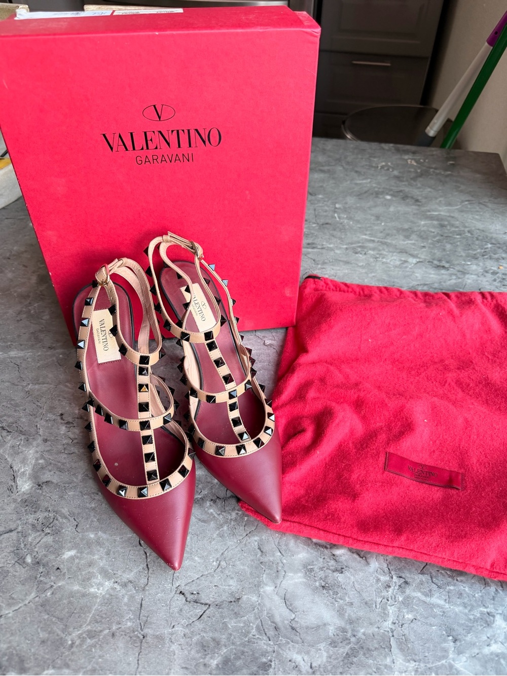 Valentino Garavani Burgundy Pointed Rockstud T-Strap Heels with Nude Trim